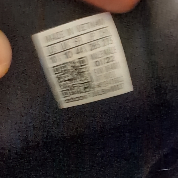 Adidas Ozelia Black With Leather - Picture 5 of 9